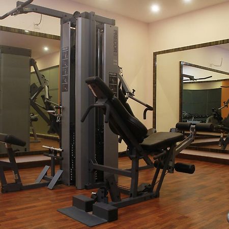Sutanraja Hotel Kotamobagu Kültér fotó